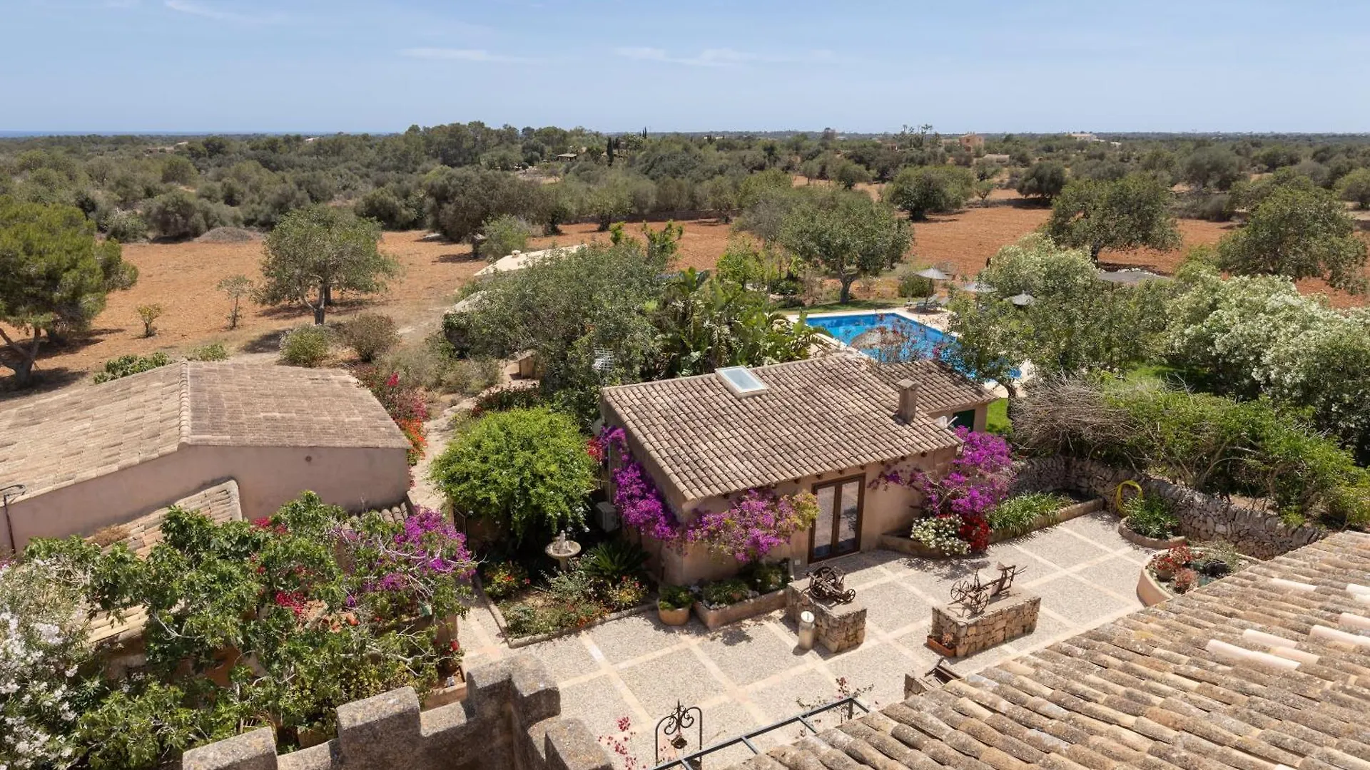 Finca Son Marimon (Adults Only) 산타니 팜스테이